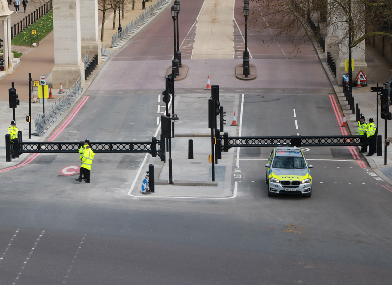 IWA14-1 Lockdown swing gate installed at Constitution Hill, London