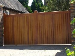 Eagle Hardwood Sliding Gate