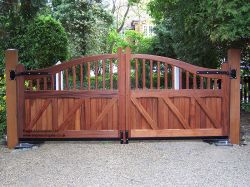 Eagle Wooden Electric Gate